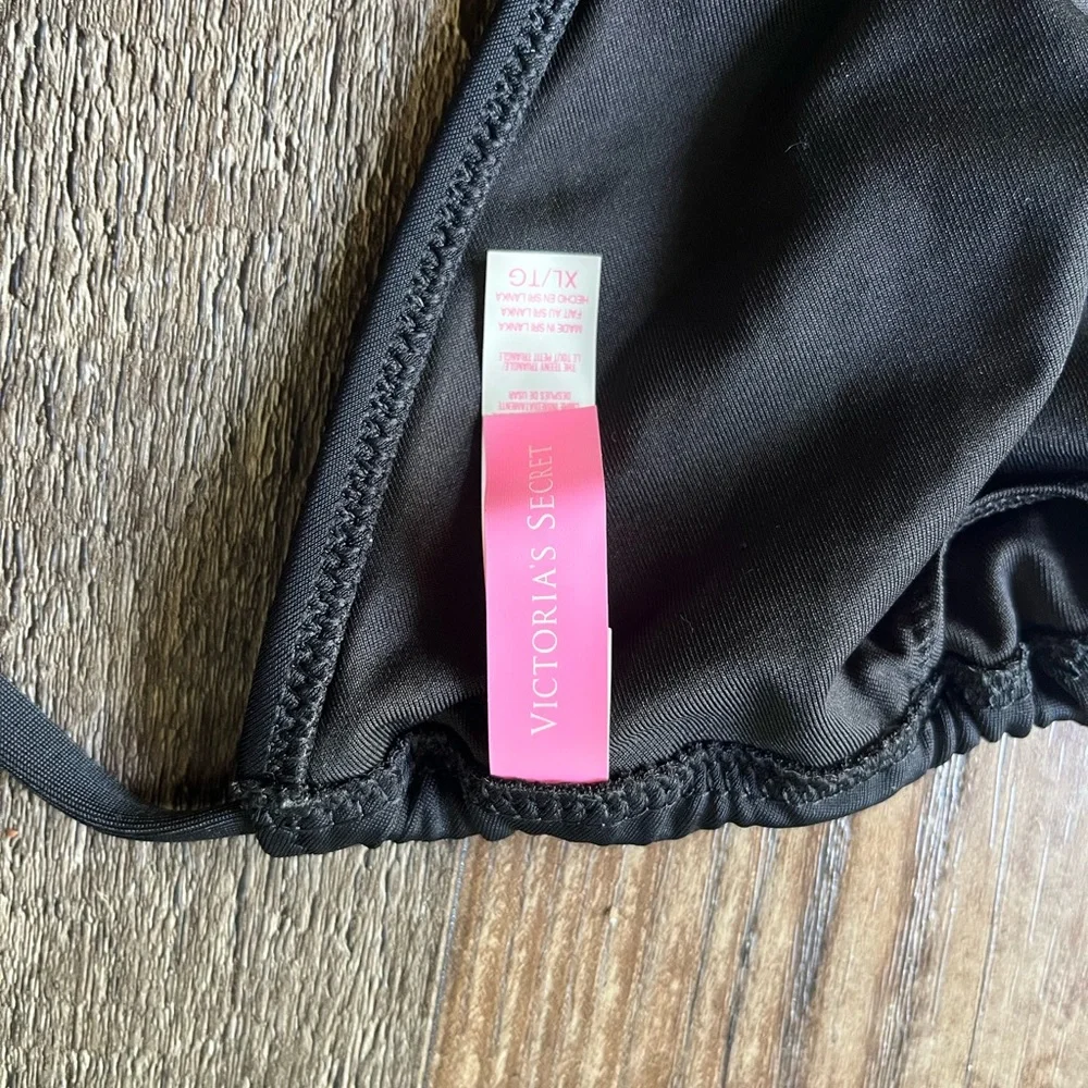 Victoria's Secret Black Triangle Bikini Top - Picture 2 of 2